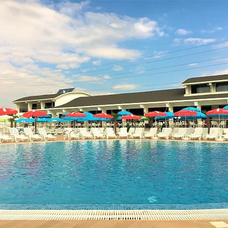 منتجع Complex Aqua *