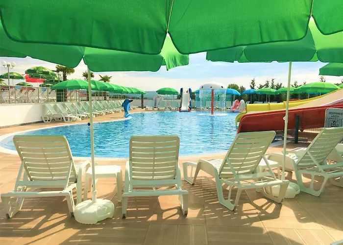 Üdülőközpont Komplex Aqua